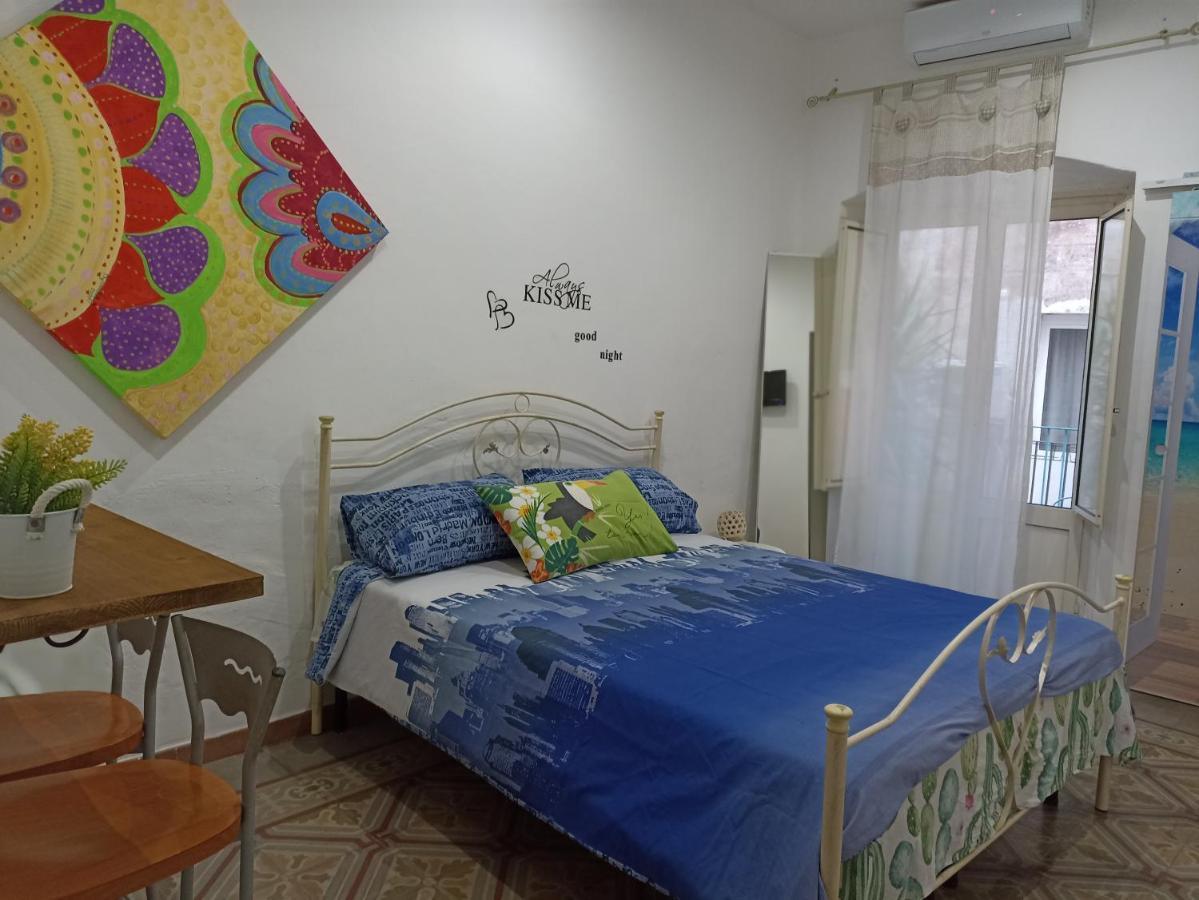 Al Molo Sant'Eligio Hotel Taranto Exterior photo